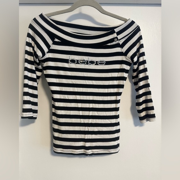 Vintage off shoulder Bebe 3/4  length sleeve striped shirt. Size S/M - Picture 1 of 2